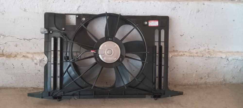 Вентелятор охлаждение радиатора