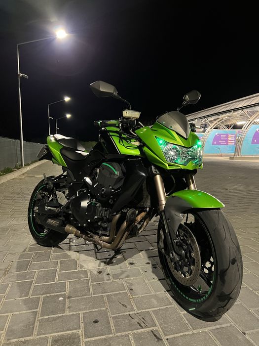 Kawasaki Z750R 2011