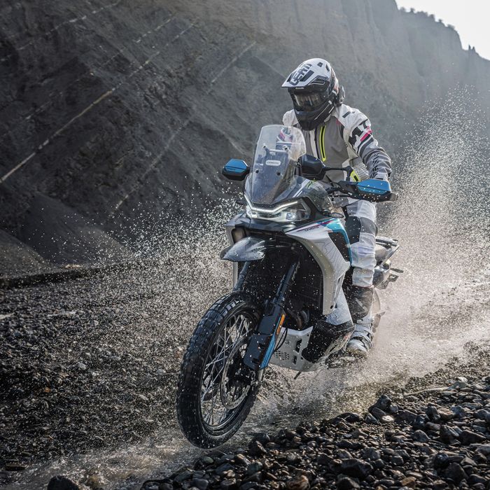 Мотоцикл CFMoto 1000MT-X ABS 2026 заказ