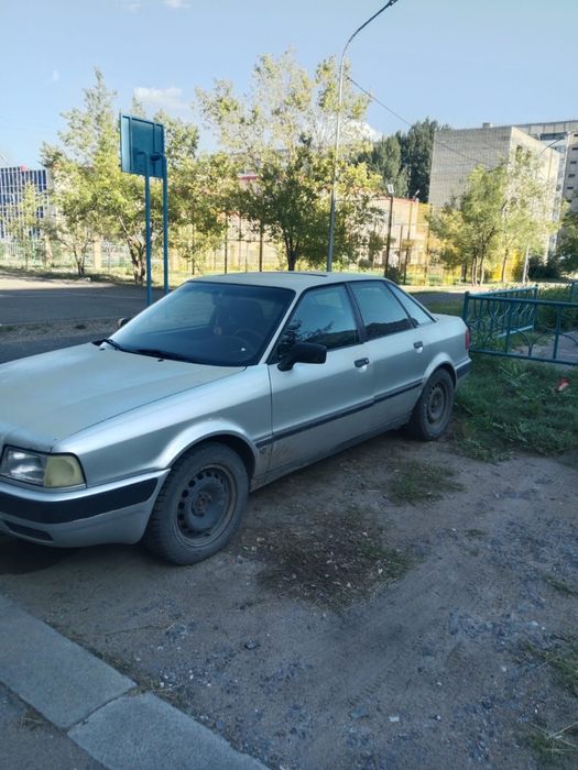 Audi  80, 1994 года