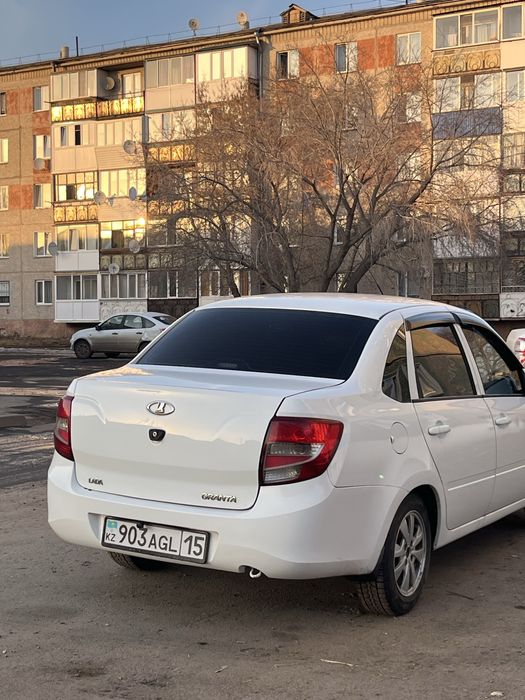 Лада Гранта в хорошем состоянии