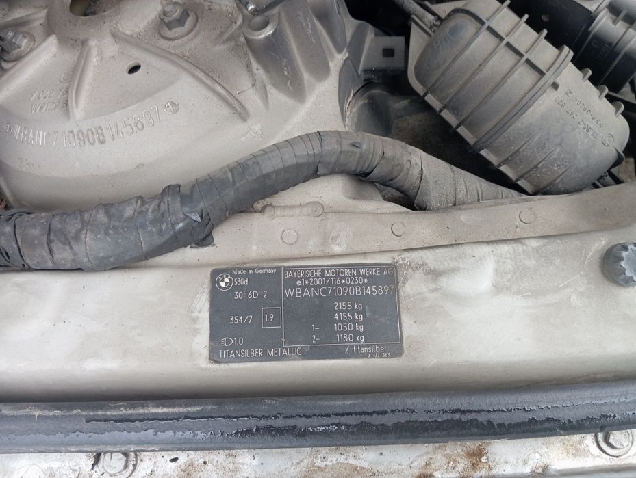 Продавам Е60 530D 218 ръчка Logic 7 На Части