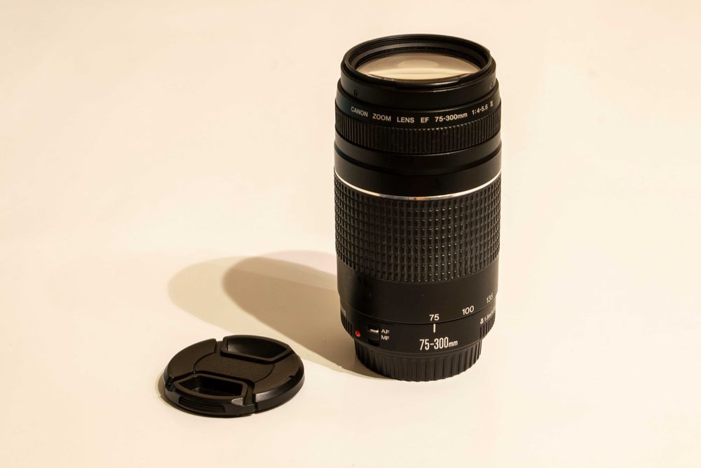 Оектив CANON EF 70-300mm f/4-5.6L IS STM