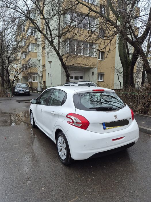 PEUGEOT 208 2013 — imagine 3