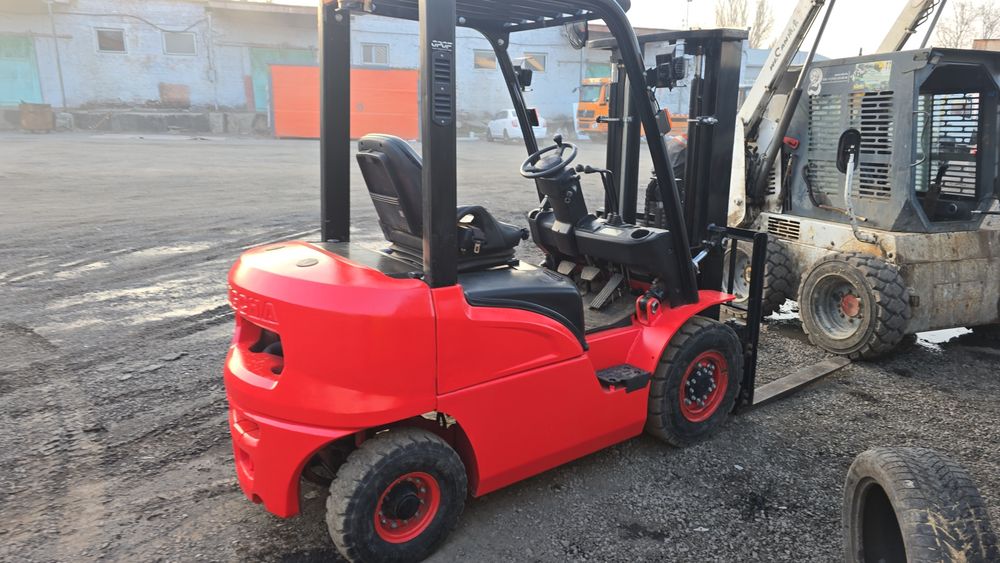 Продам вилочный погрузчик Hangcha