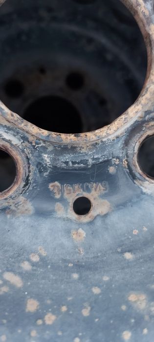 Продам диски на машину