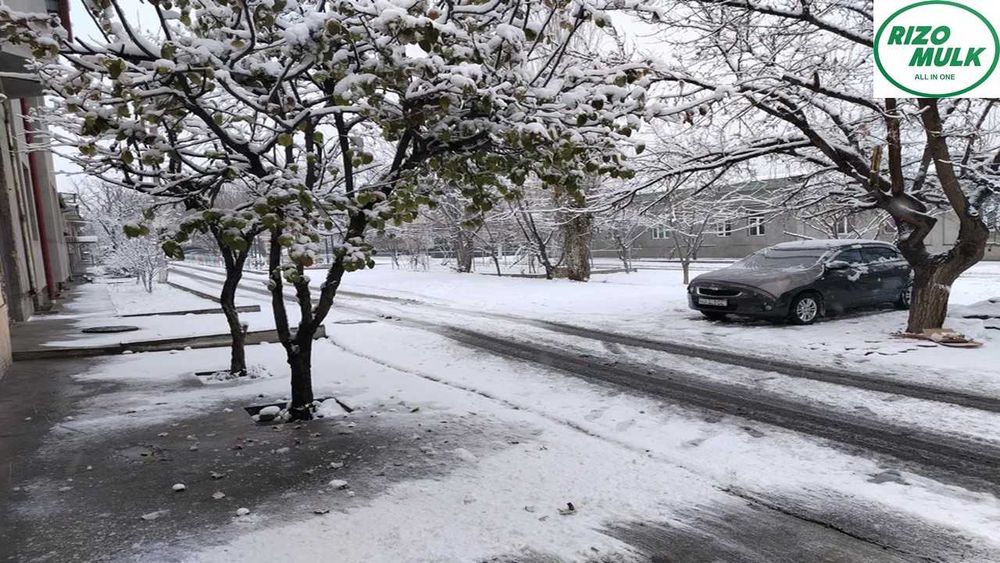 Учтепа тумани Хондамир махалласида ховли сотилади. NR494/149