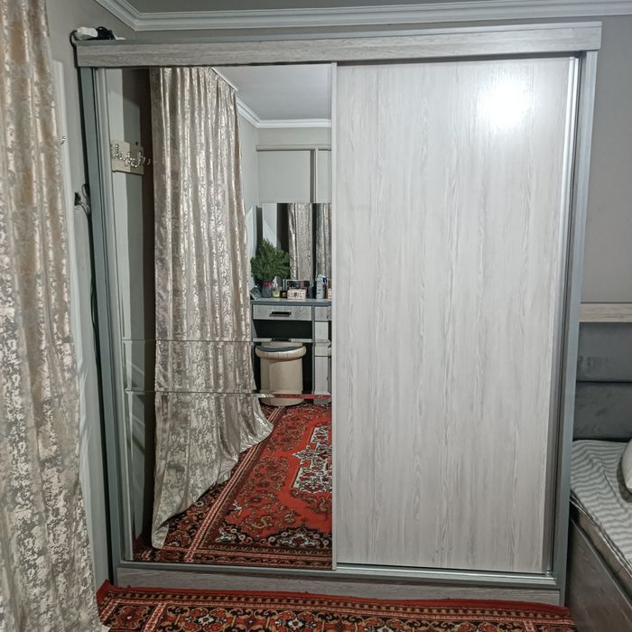 Мебель ЛМДФ спальня полный набор, в отличном состоянии как новая