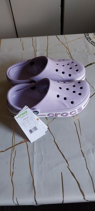 Кроссы 37 размер