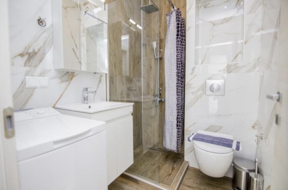 Почивка в апартамент с басейн , Паралиа Офринио