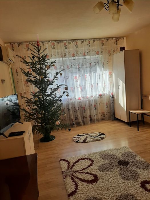 Ap 2 cam decomandat Nicolina