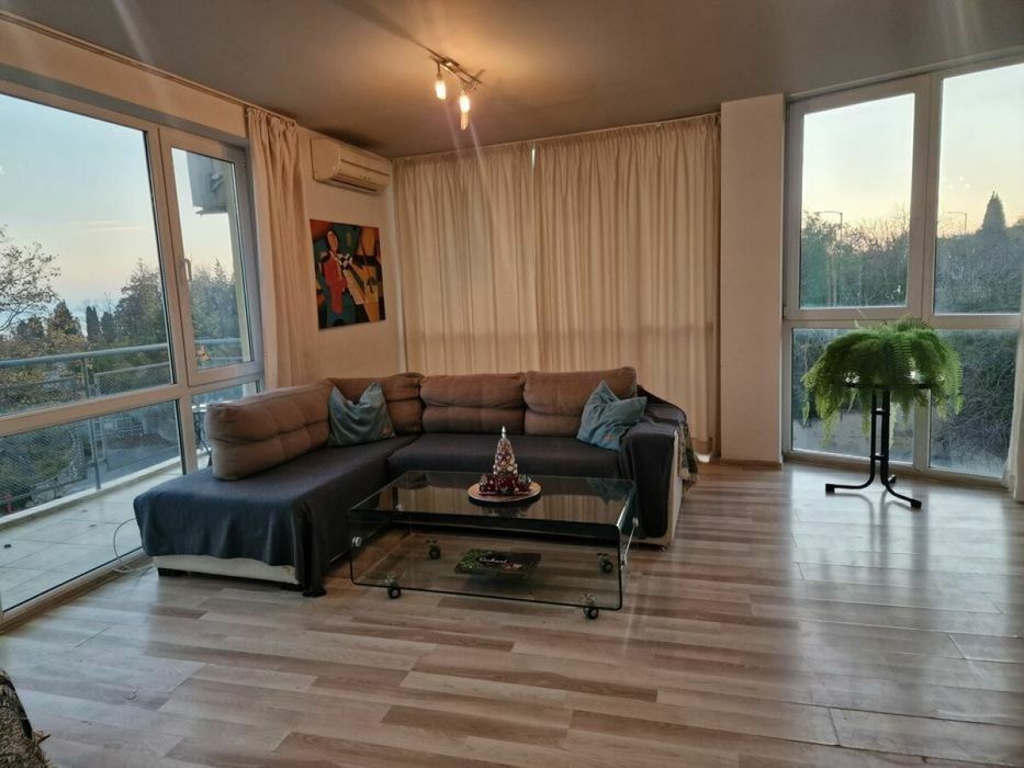 Продава се Двустаен апартамент в Варна, м-т Траката - 70 кв.м за 1268 €/кв.м - Снимка #9