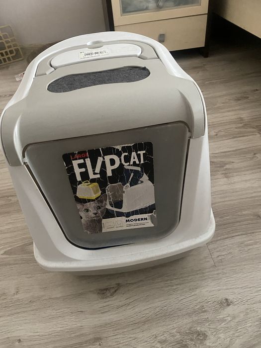 Продам кошачий лоток