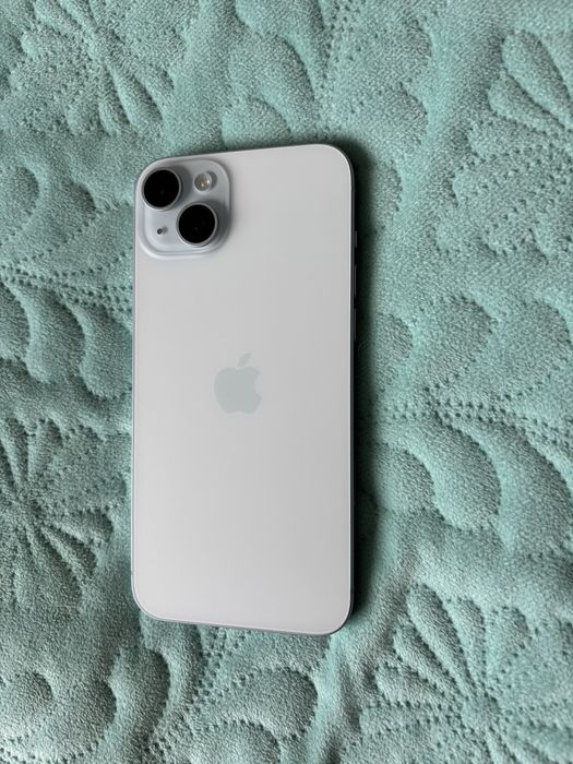 Iphone 15 plus white