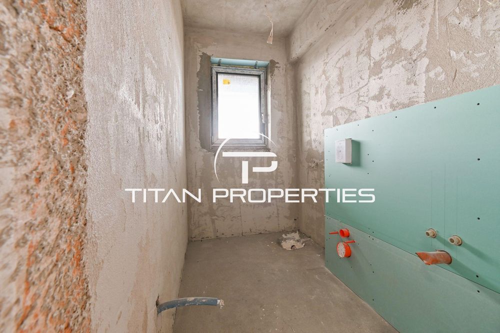 Продава се Четиристаен апартамент в София, Люлин 6 - 218 кв.м за 1053 €/кв.м - Снимка #11