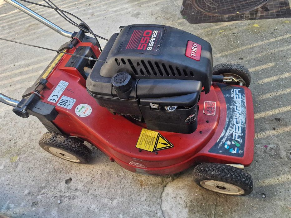 Masina de tuns iarba gazon TORO cu TRACTIUNE Variabila -benzina BRIGGS