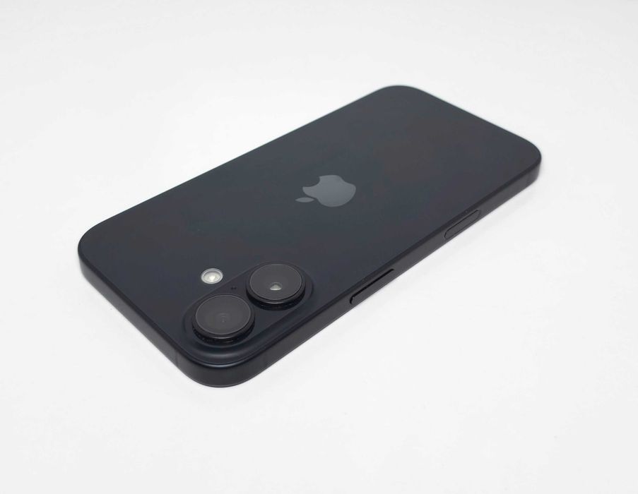iPhone 16 128GB Black