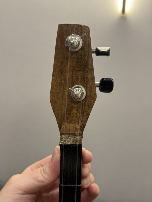 Домбыра в хорошем касчестве