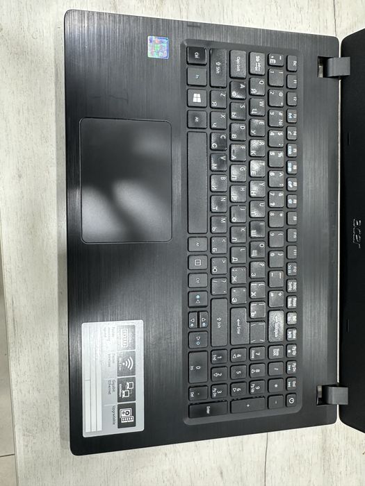 Ноутбук i3 ишлаш зор