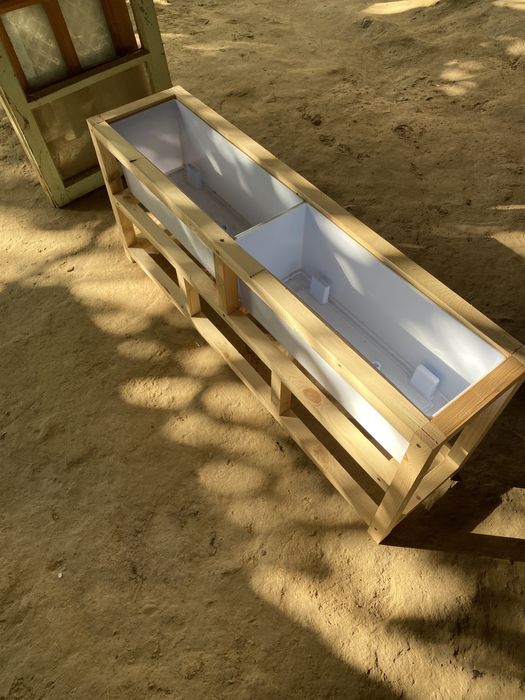 Элитные кашпо из натуральной древесины (клумбы из массива дерева)