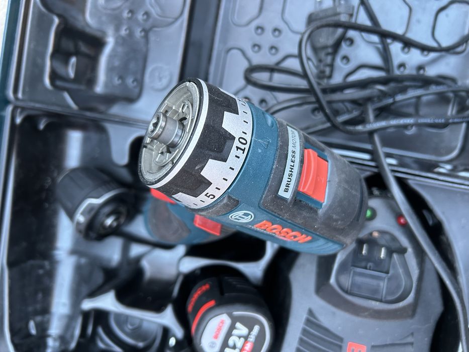 Bormasina Bosch Gsr 12v-35FC Noua brushless valiza , 2Acumulatori