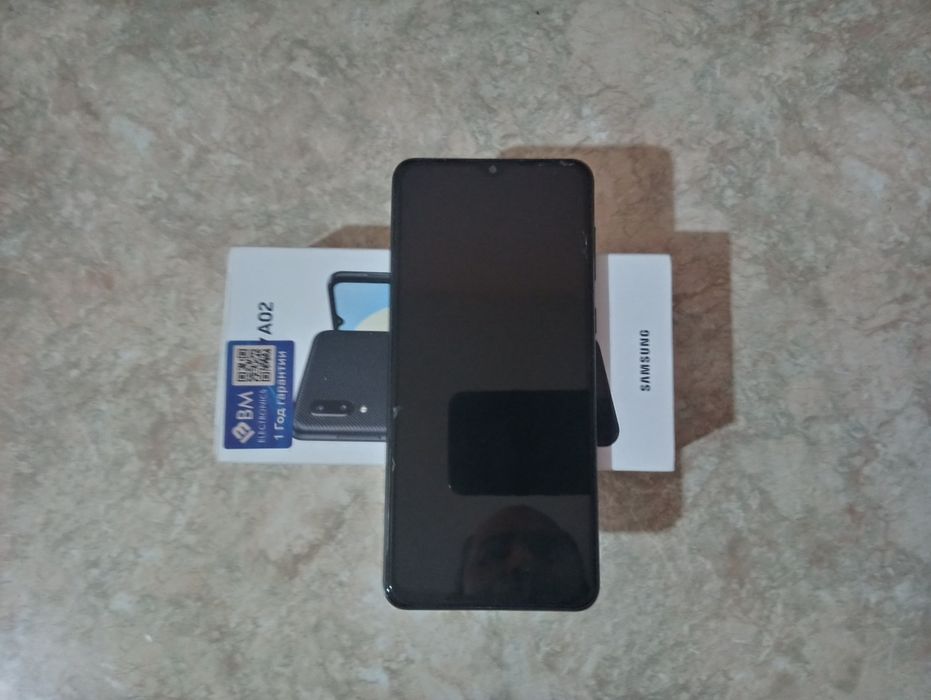Samsung A 02 sotiladi