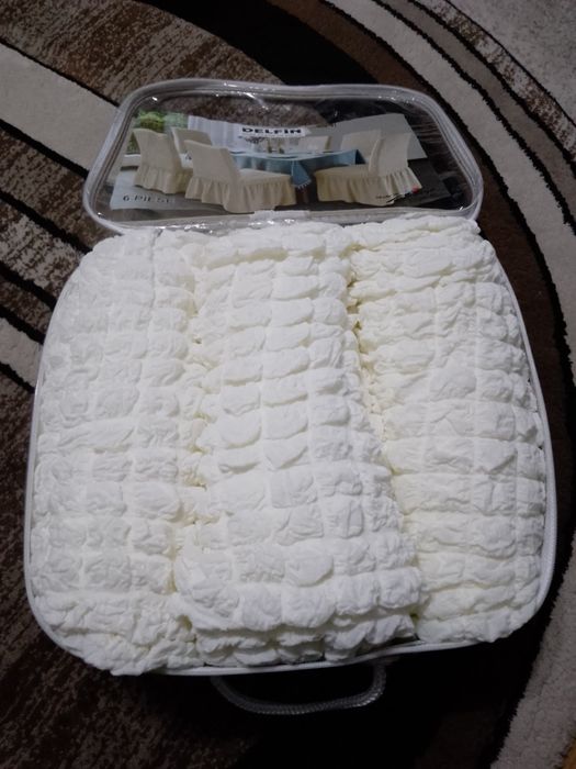 Huse creponate pentru scaune