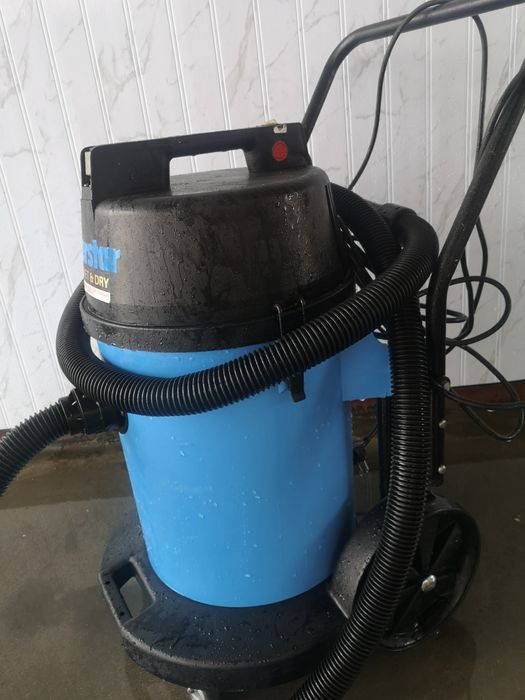 KerstarПрофиПрахосмукачка с Два Мотора 2х2200Wat Строител Шлафан бетон