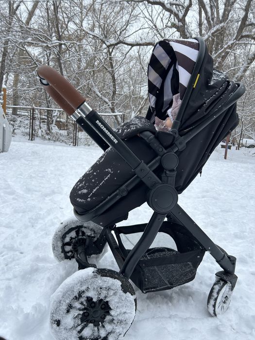 Продам  коляску.