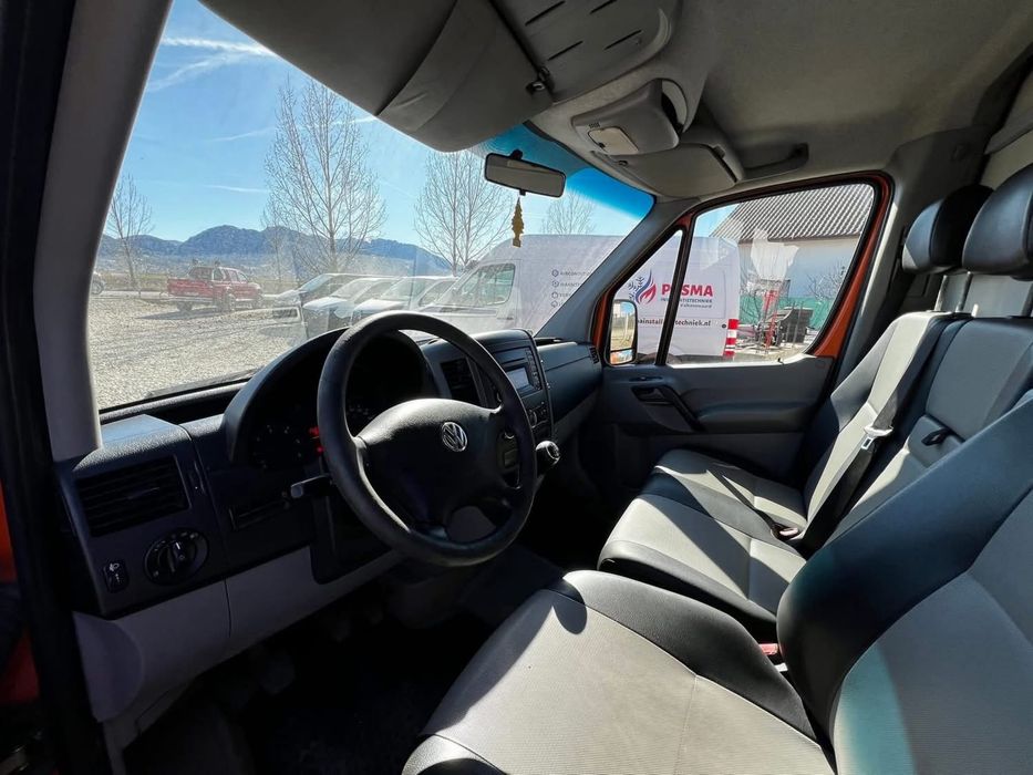 Vw crafter 2013 / 2,0 tdi / clima /3,5 tone pe carlig