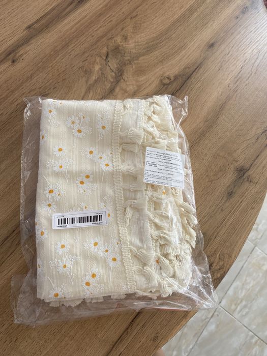 Скатерть новая с ромашками