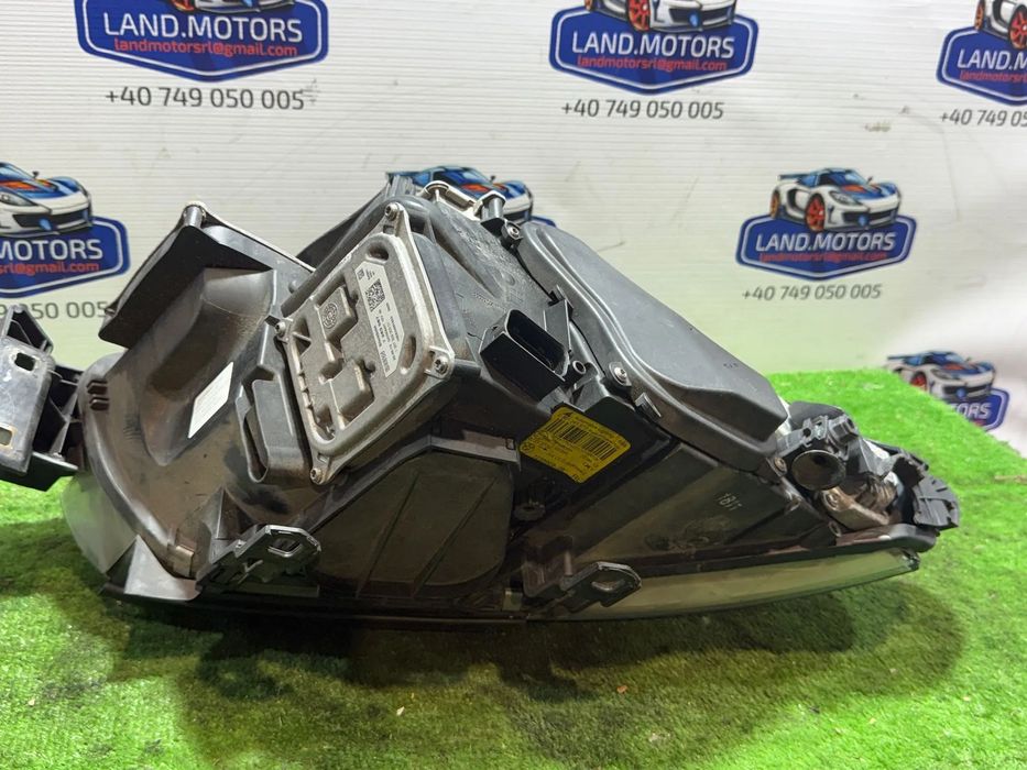 FAR STANGA UK CU LUPA XENON COMPLET CU BLOCURI BMW E93 320D 2013 2.0 DIESEL COD OEM 7356250 / 7263052 / 7263087 / 7239929 / DECAPOTABILĂ (CABRIOLET) 2005-2013
