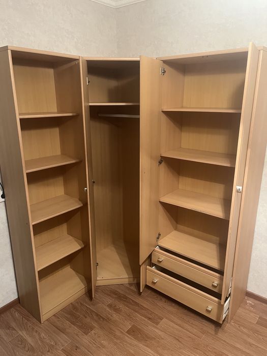 Продам шкаф