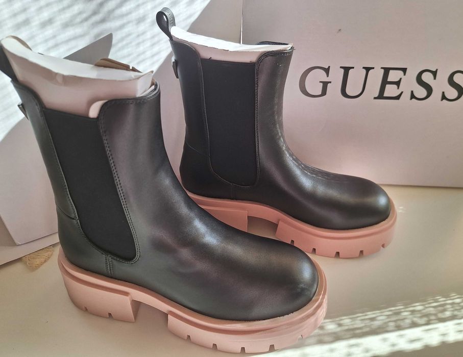 Боти тип челси Guess