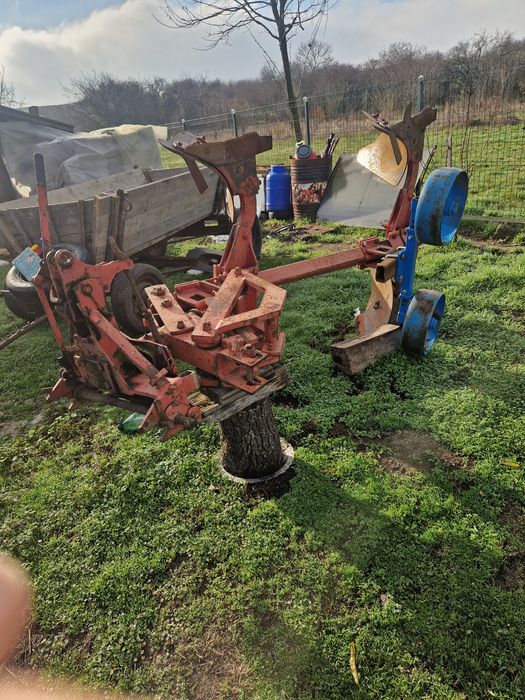 Tractor u 650 perfect functional cu plug reversibil