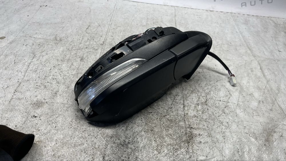 Toyota Hilux AN120 дясно огледало