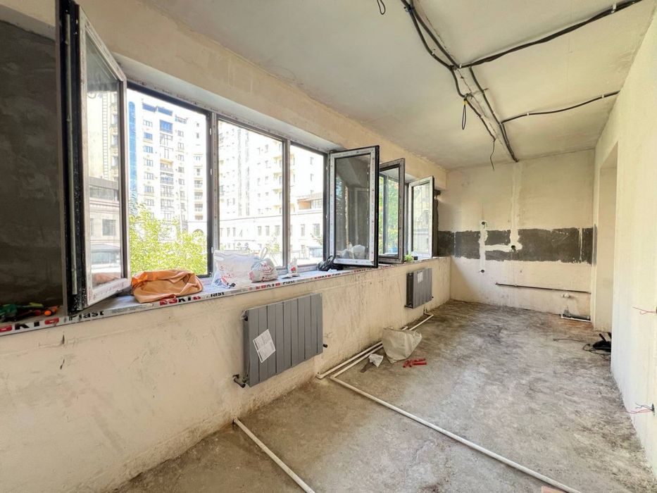 Продажа квартиры в спец план доме ц-5 кирпич 110м2 этаж 2