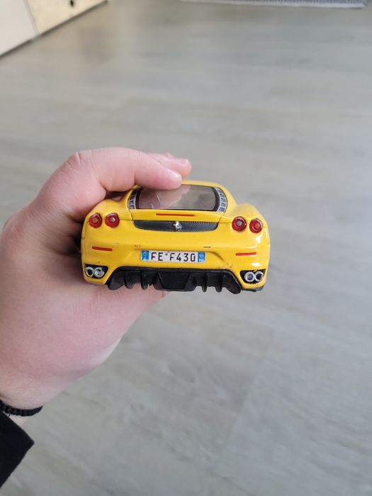 Macheta Ferrari F430, scara 1/24, pt piese,doar in Cluj,30 lei