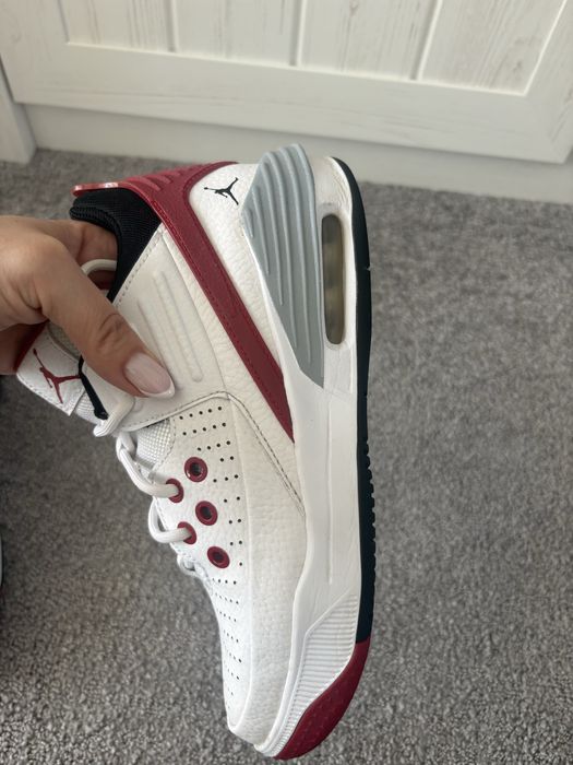 Nike Jordan обувки