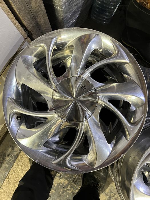 Диски Racing Wheels H-182