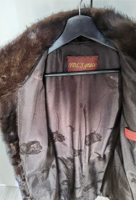 Продам норковую шубу 65000