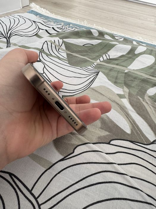 Айфон 16 про 256ГБ без ремонт