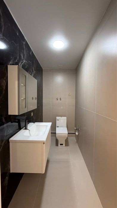 Продается 3 ком. Квартира площадью 90 кв.м. Адрес Ж/д Вокзал