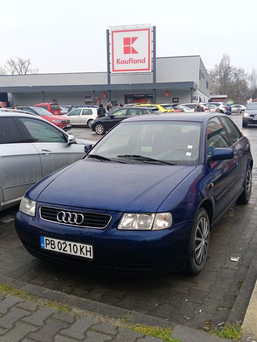 AUDI A3 1.6 Бензин