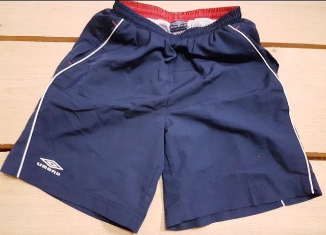 Pantaloni scurti originali Umbro S-M (2 modele)