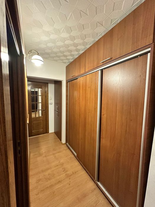 Vând apartament 3 camere zona HCC