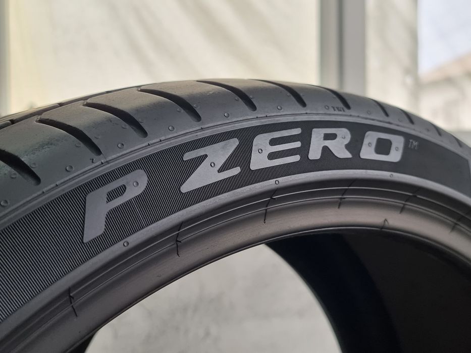 "Dot 23" 255/35/21 Pirelli 2Броя: 180€ 6.7мм