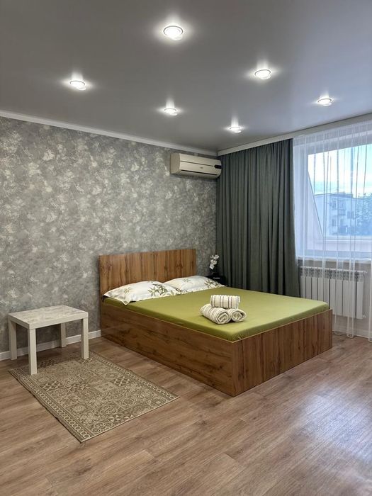 1 ком. квартира на ночь  ЦУМ, МАРТ, Рахат