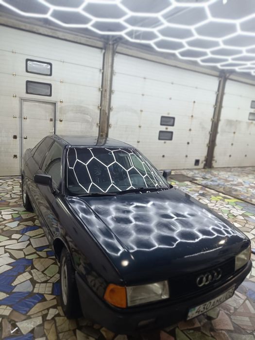 Ауди 80 на ходу