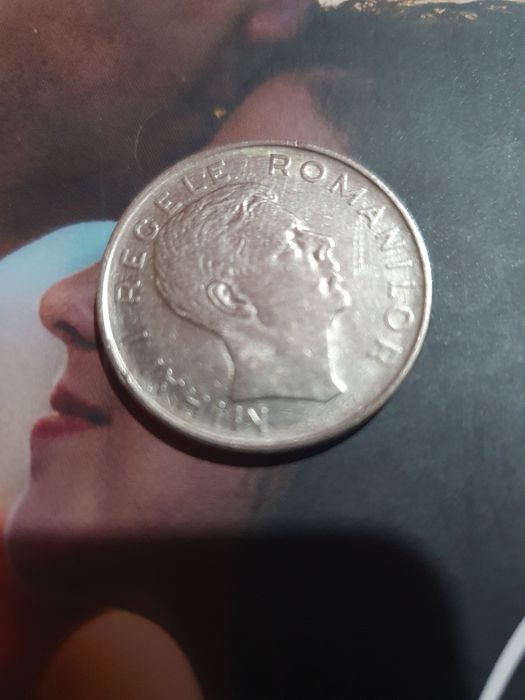 Vând moneda inscripționata cu Regele Mihai 1 din argint